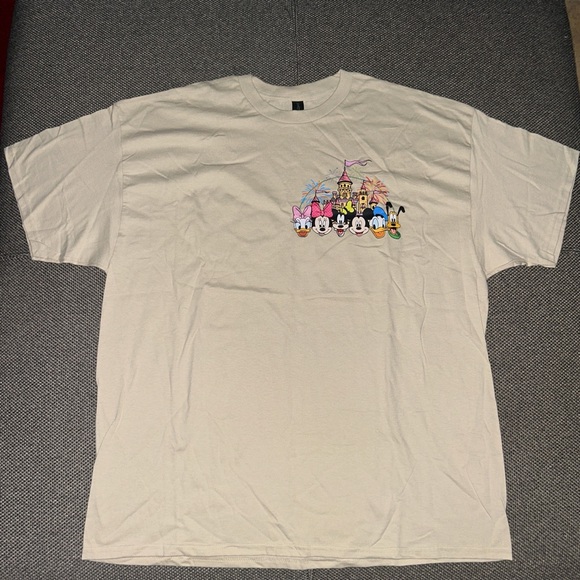 Disney Disneyland Characters Tan T Shirt Mens Size - Picture 3 of 5